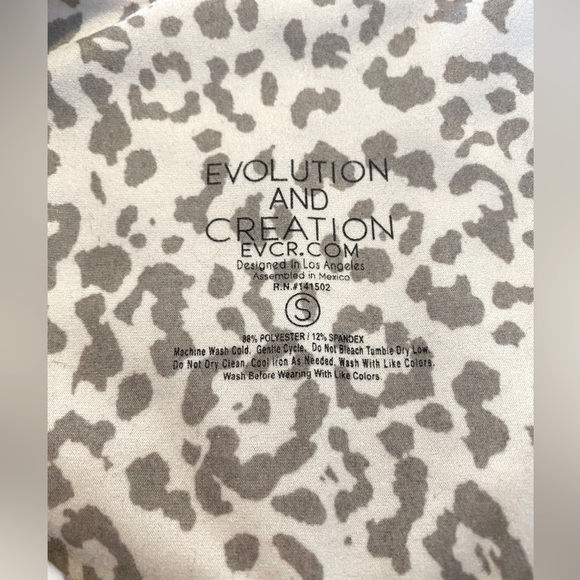 Crossover cheeta print leggings - Picture 7 of 10